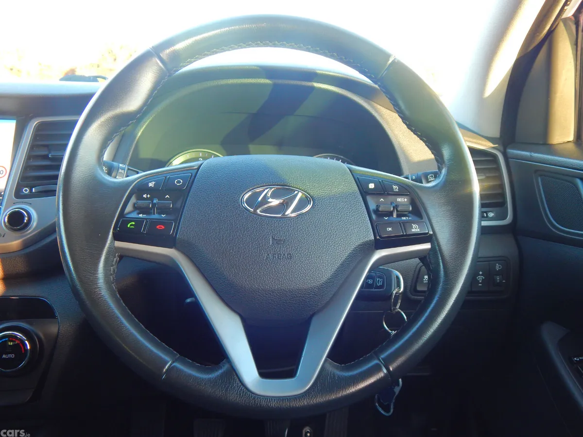 Hyundai Tucson SUV, Diesel, 2016, White