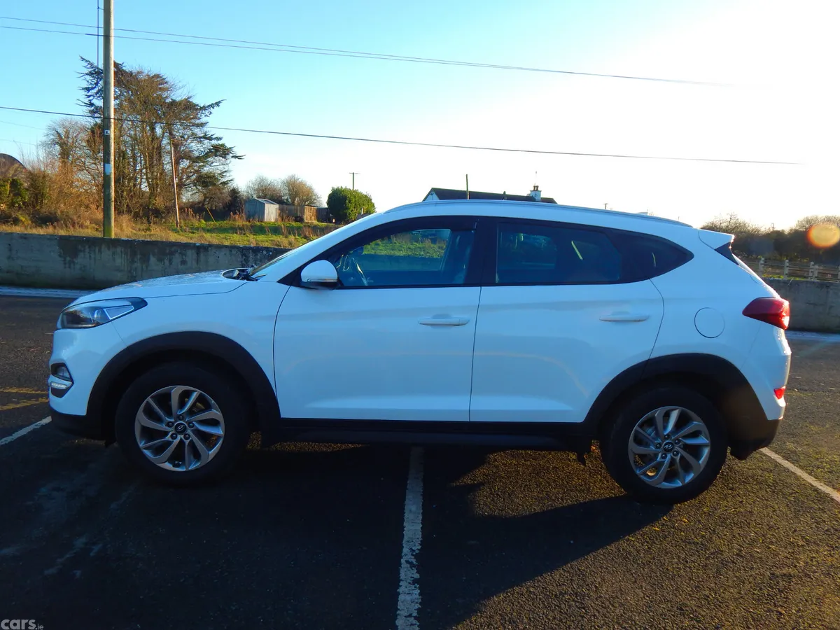 Hyundai Tucson SUV, Diesel, 2016, White