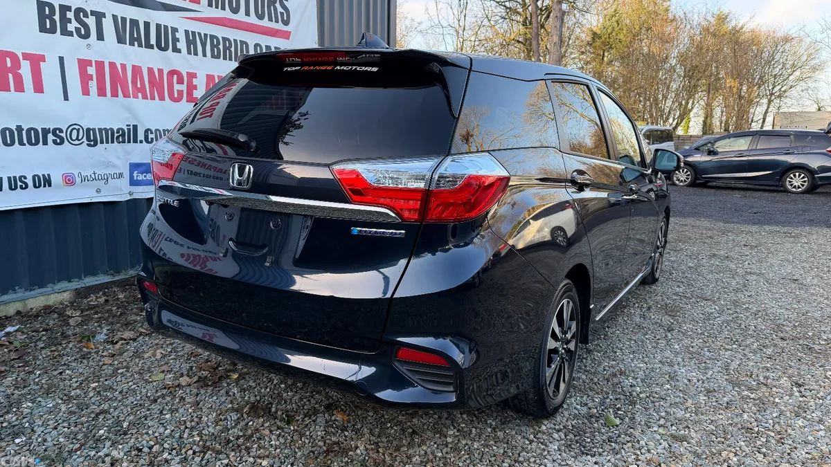 Honda Shuttle Estate, Petrol Hybrid, 2015, Blue