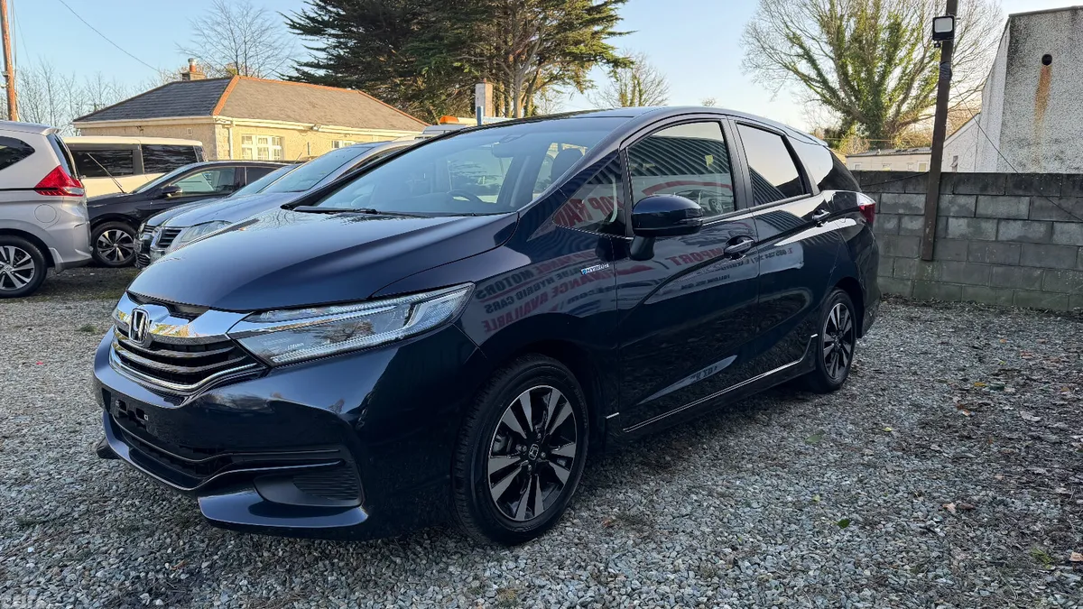 Honda Shuttle Estate, Petrol Hybrid, 2015, Blue