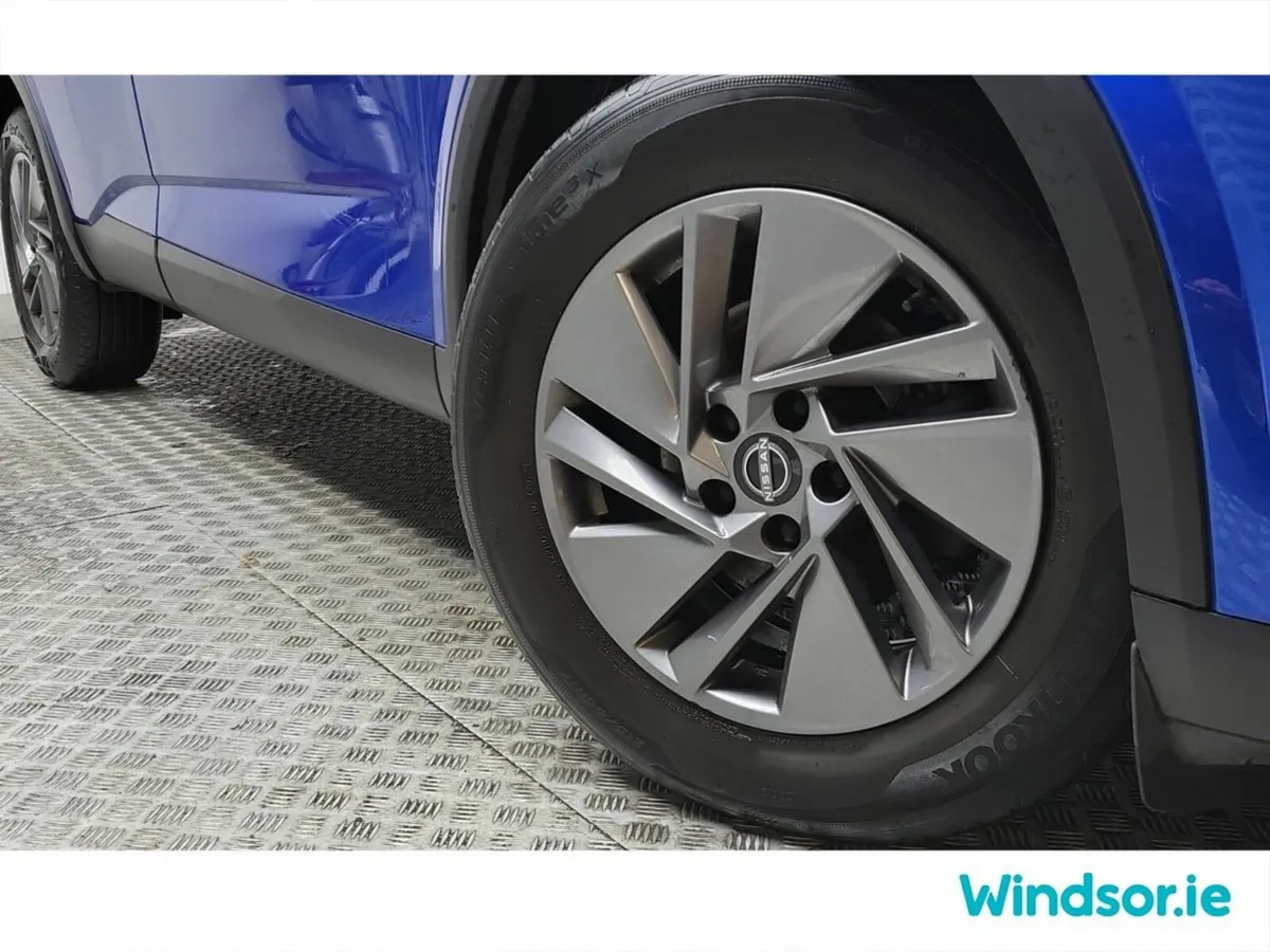 Nissan Qashqai MPV, Petrol Hybrid, 2023, Blue
