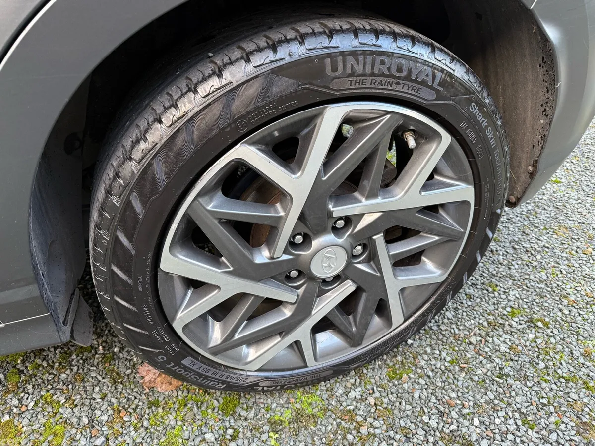 Hyundai KONA Hatchback, Petrol Hybrid, 2020, Black
