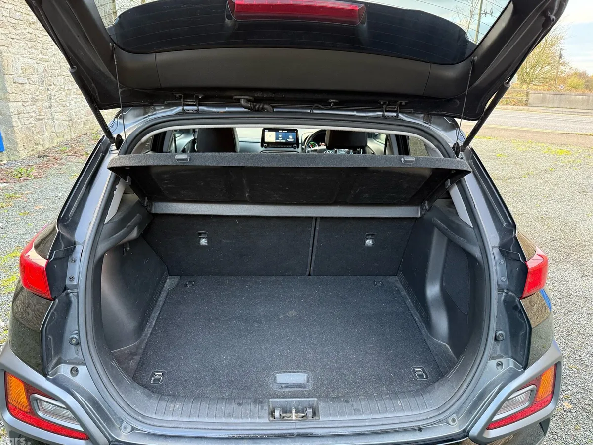 Hyundai KONA Hatchback, Petrol Hybrid, 2020, Black