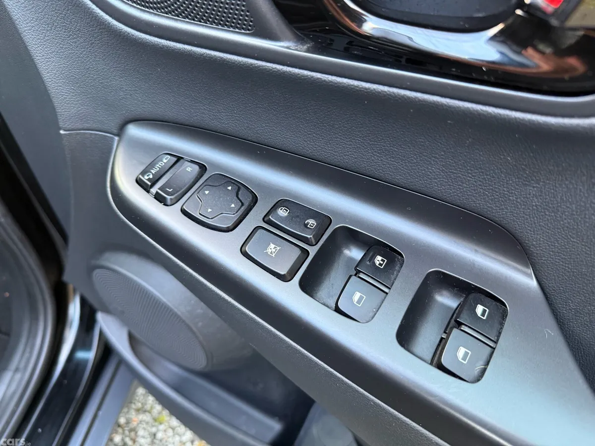 Hyundai KONA Hatchback, Petrol Hybrid, 2020, Black
