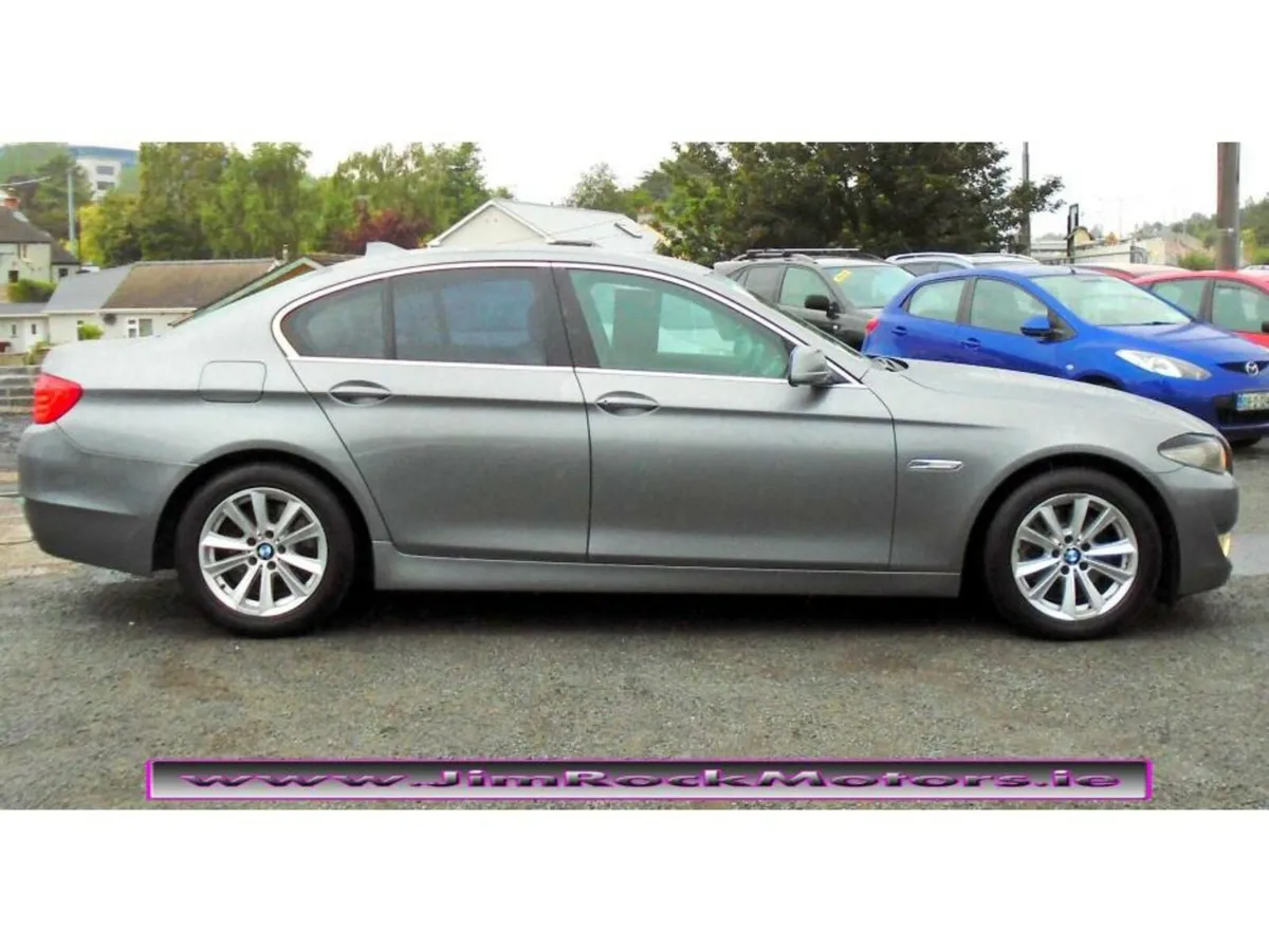 BMW 5-Series Saloon, Diesel, 2010, Grey