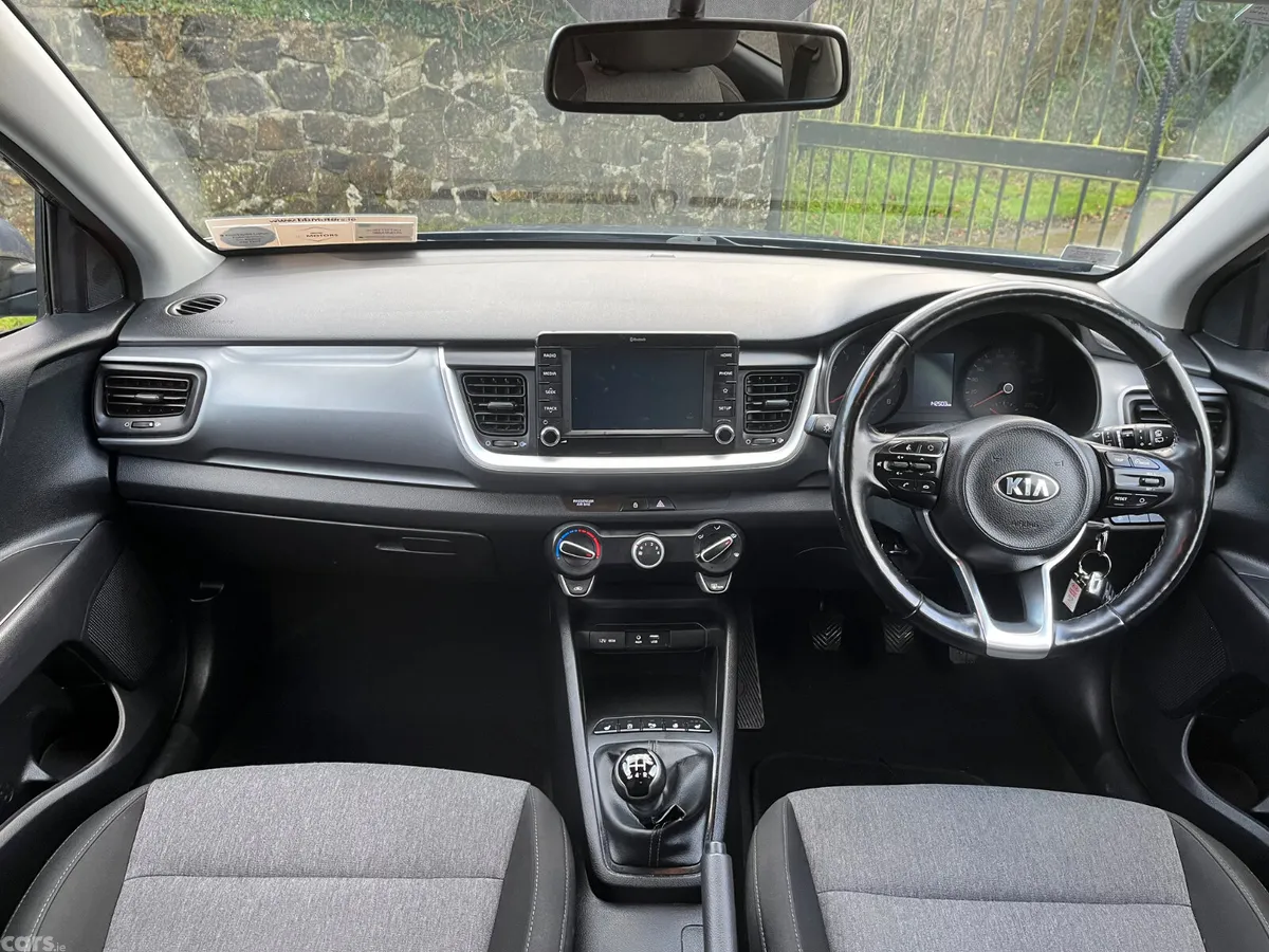 Kia Stonic Estate/Jeep, Petrol, 2020, Blue