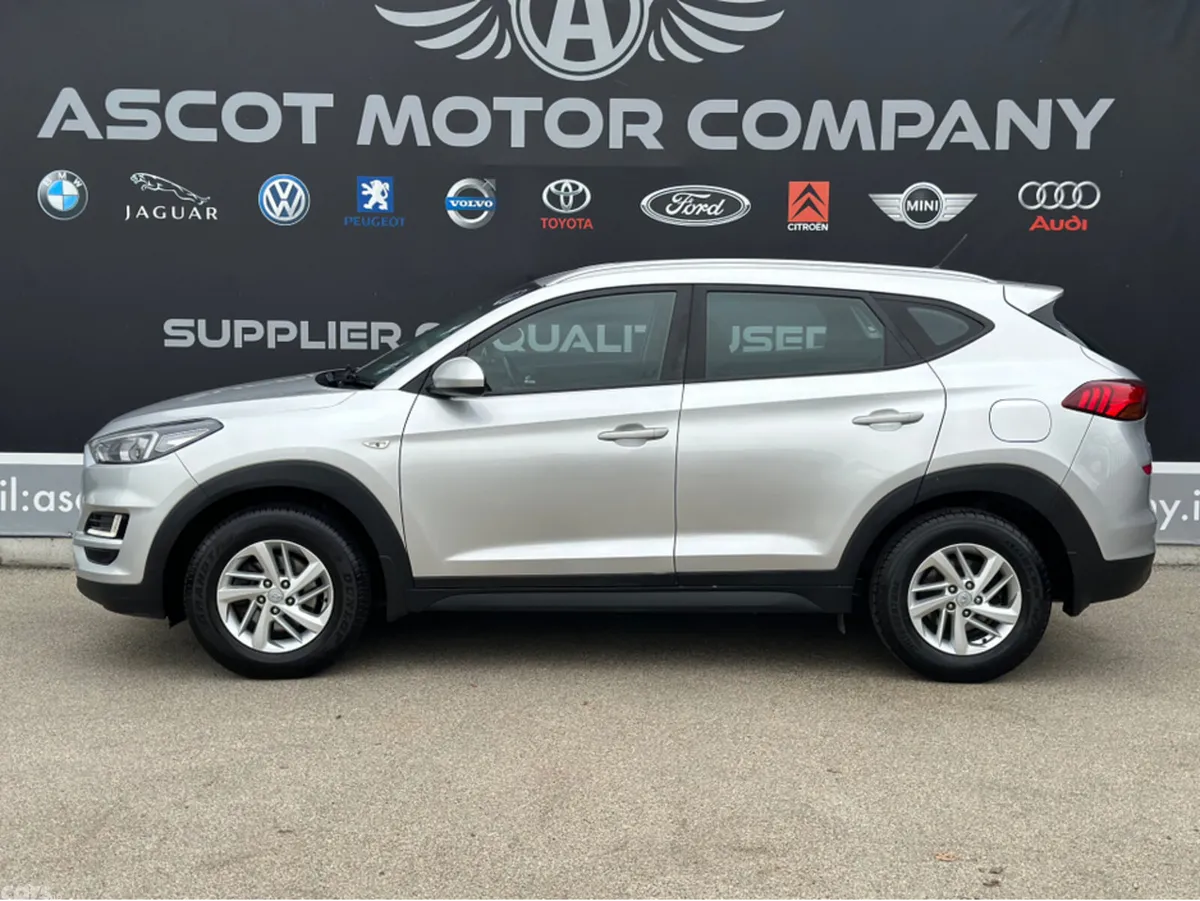 Hyundai Tucson MPV, Diesel, 2019, Grey