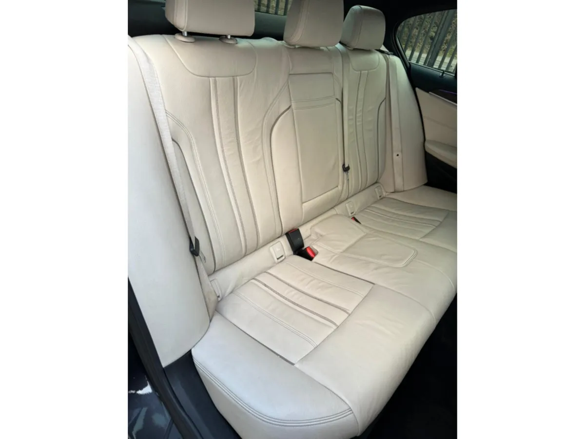BMW 5-Series Saloon, Diesel, 2019, Grey