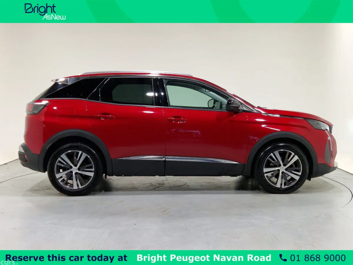 Peugeot 3008 MPV, Diesel, 2022, Red