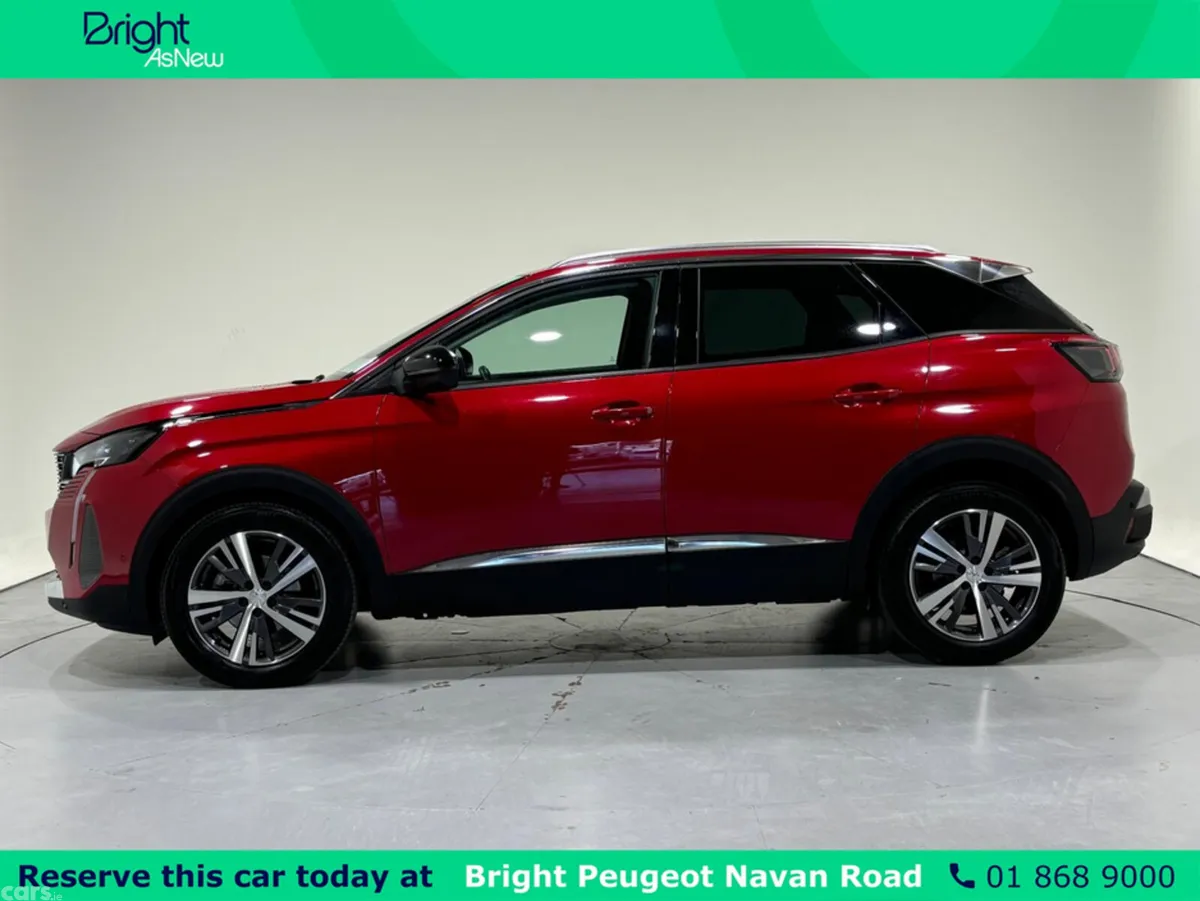 Peugeot 3008 MPV, Diesel, 2022, Red