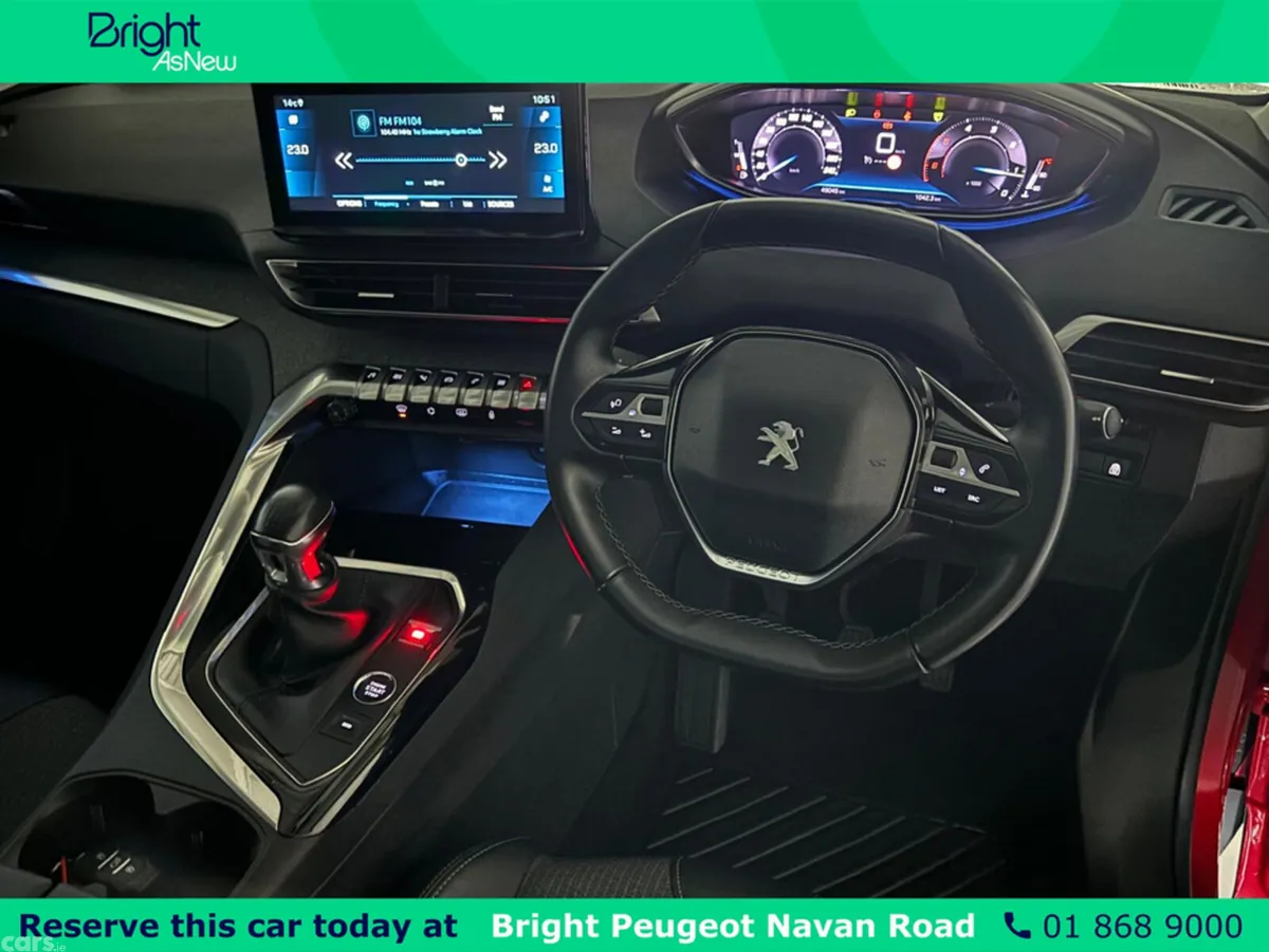 Peugeot 3008 MPV, Diesel, 2022, Red