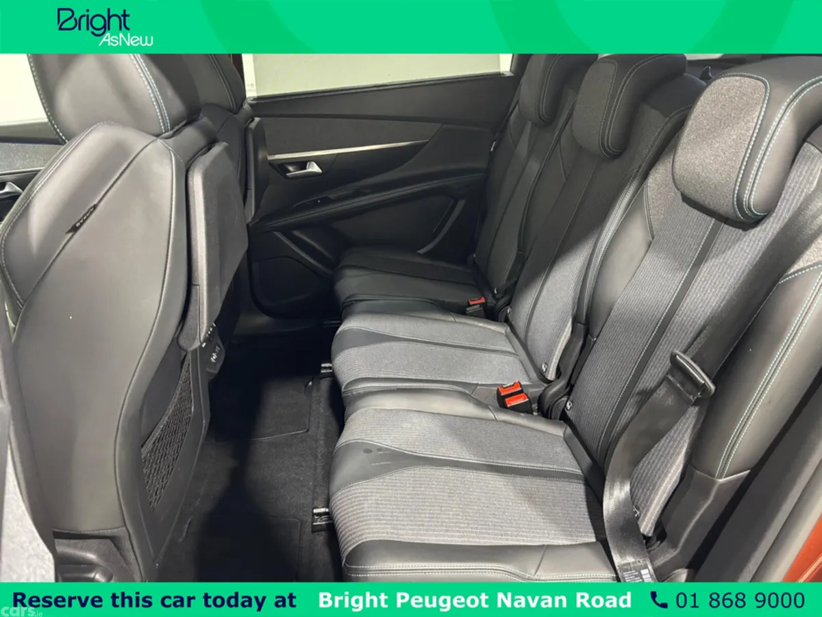 Peugeot 5008 MPV, Diesel, 2021, Brown