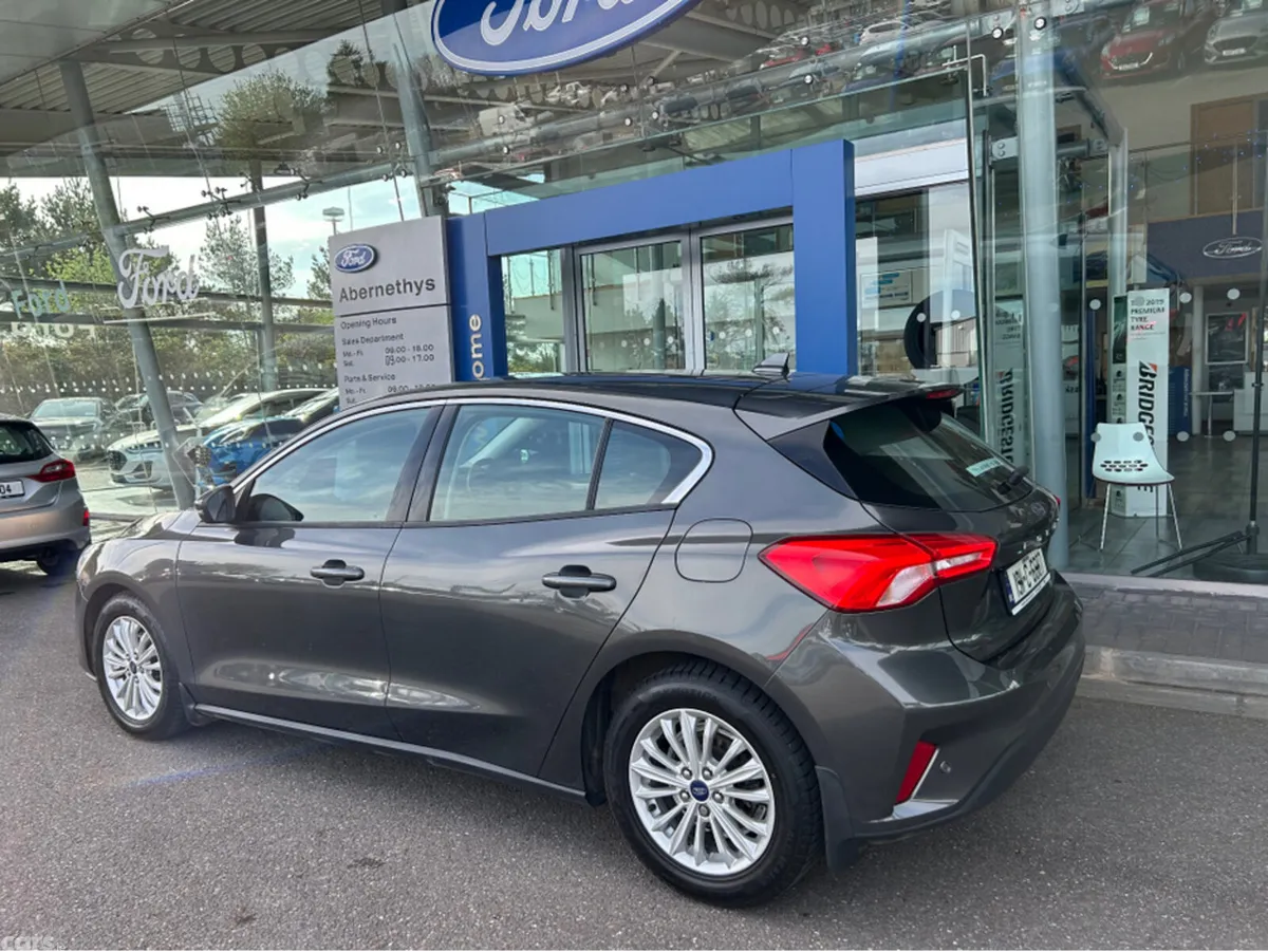 Ford Focus Hatchback, Diesel, 2019, Grey