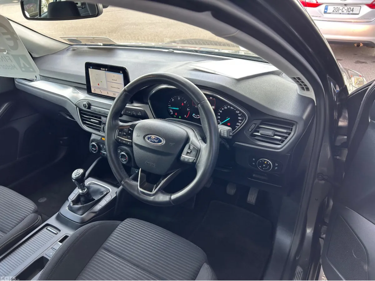 Ford Focus Hatchback, Diesel, 2019, Grey