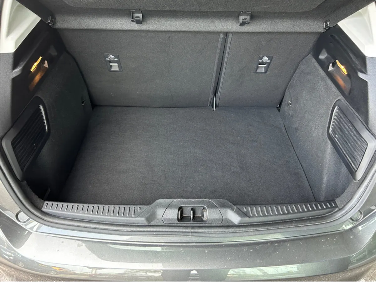 Ford Focus Hatchback, Diesel, 2019, Grey