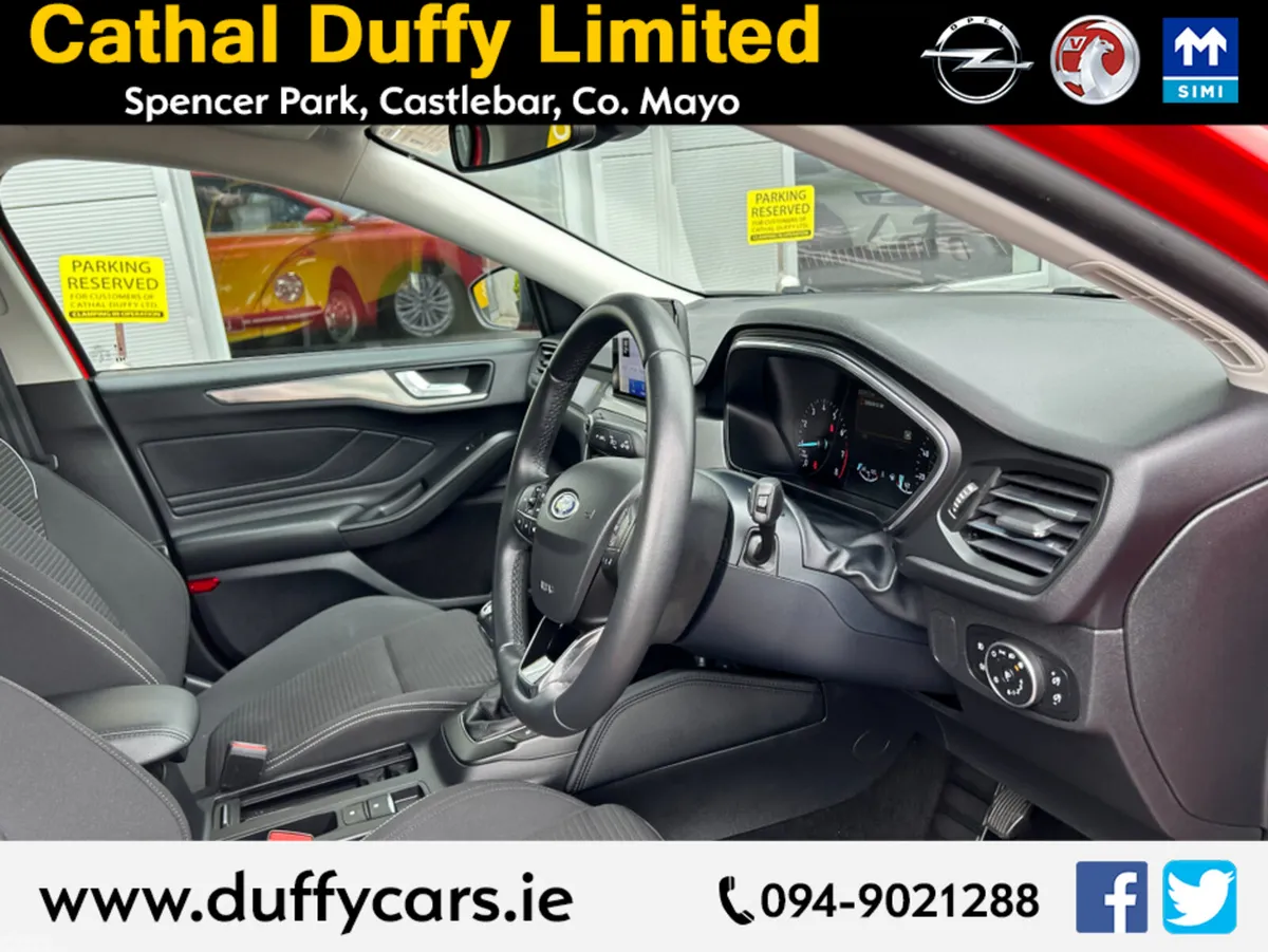 Ford Focus Hatchback, Petrol, 2020, Red