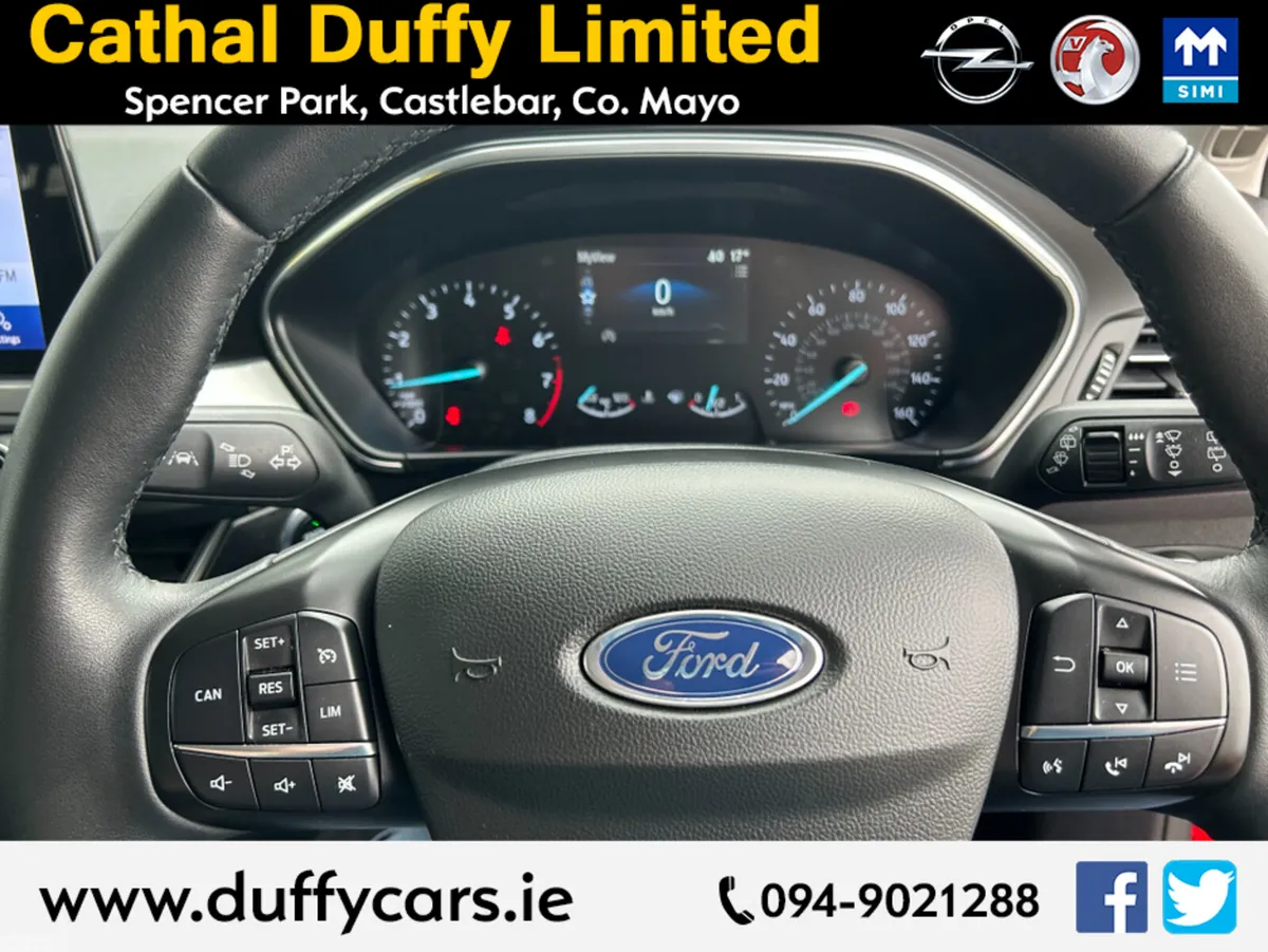 Ford Focus Hatchback, Petrol, 2020, Red