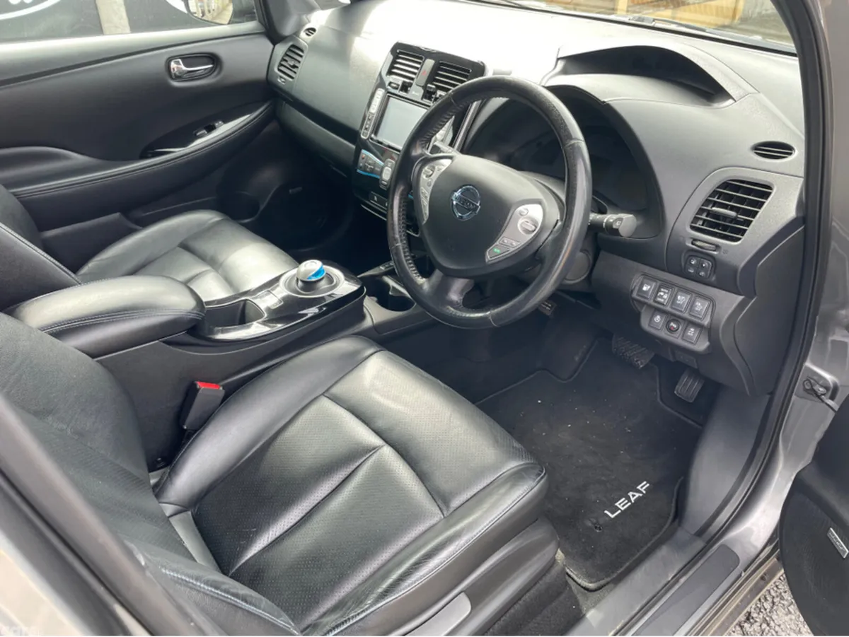 Nissan Leaf Hatchback, Electric, 2015, Grey