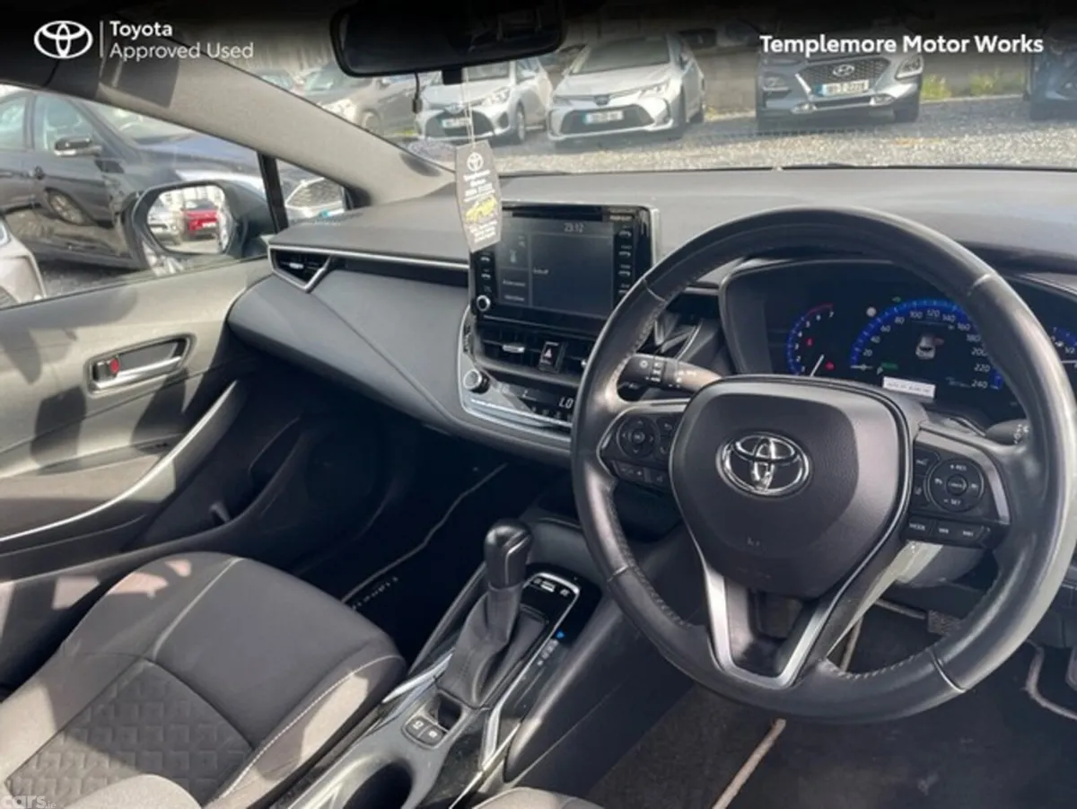 Toyota Corolla Hatchback, Petrol Hybrid, 2022, Blue