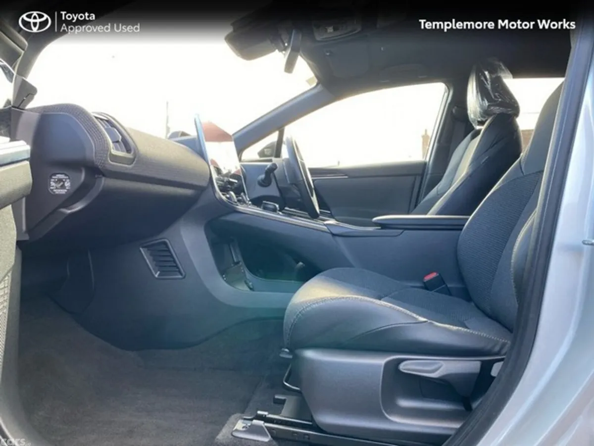 Toyota bZ4X Estate, Electric, 2023, Silver