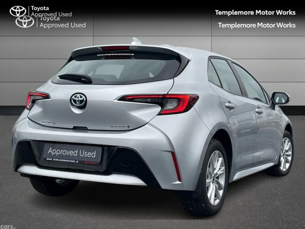Toyota Corolla Hatchback, Petrol Hybrid, 2023, Silver