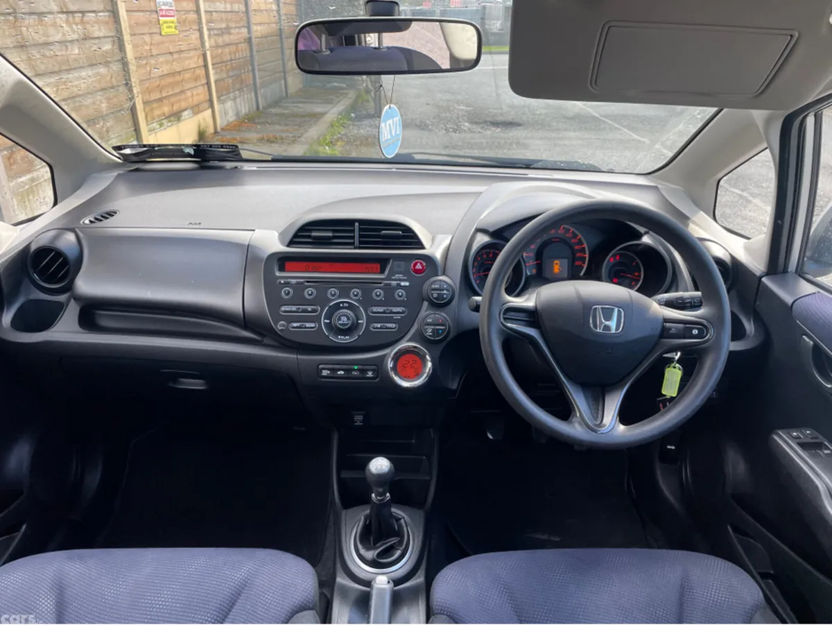 Honda Jazz Hatchback, Petrol, 2013, Grey
