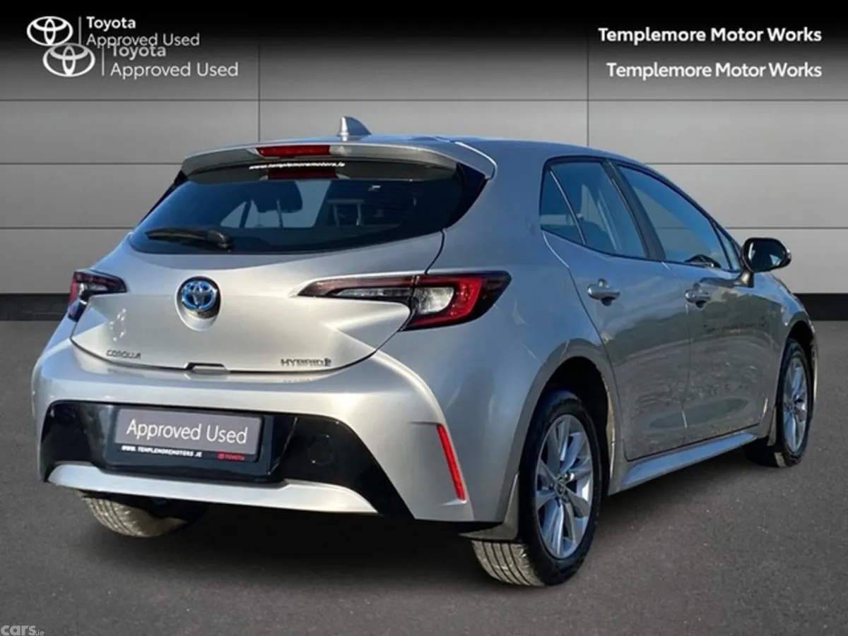 Toyota Corolla Hatchback, Petrol Hybrid, 2023, Silver