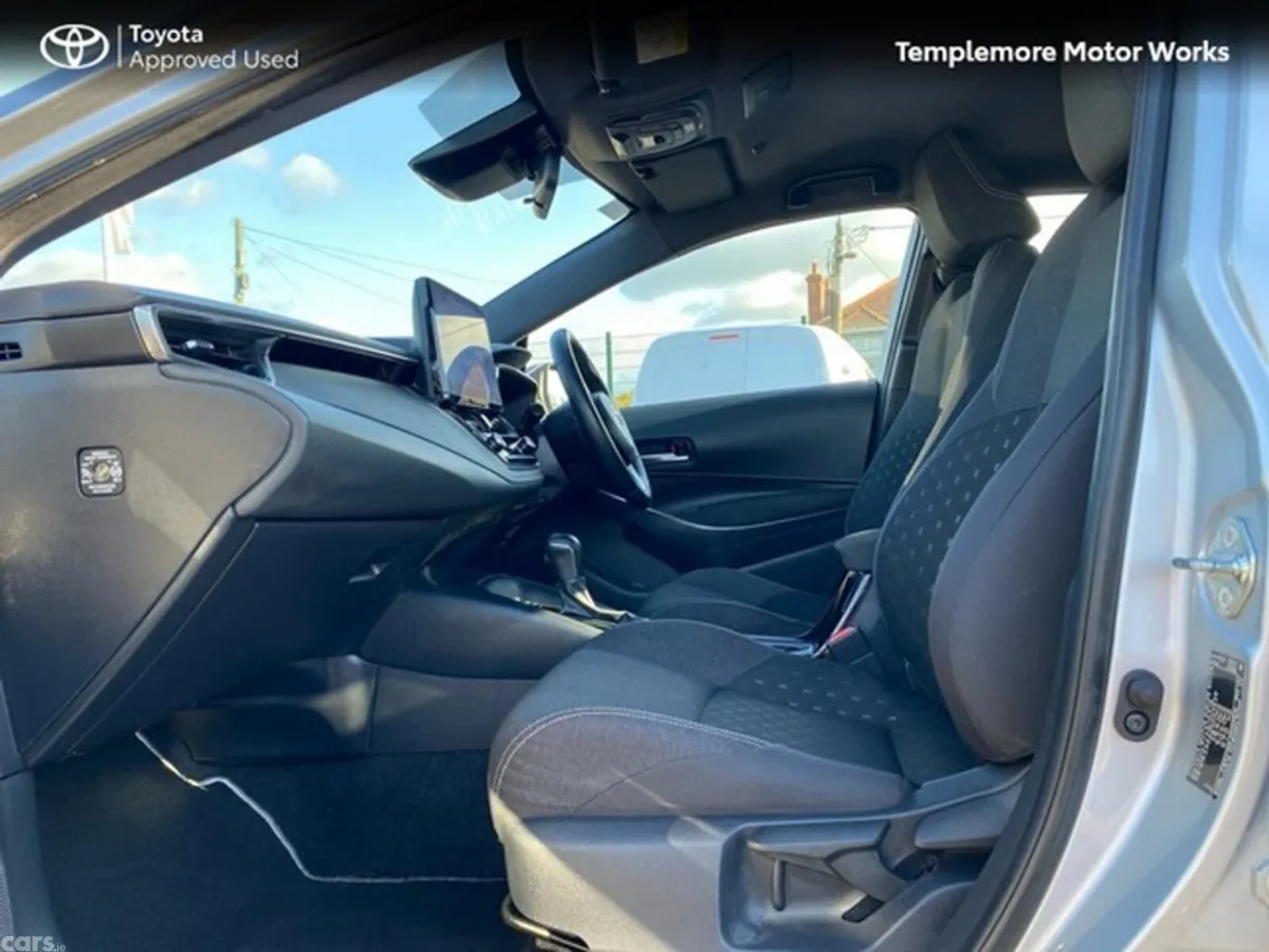 Toyota Corolla Hatchback, Petrol Hybrid, 2023, Silver