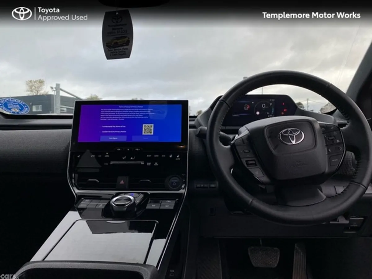 Toyota bZ4X Estate, Electric, 2024, Silver