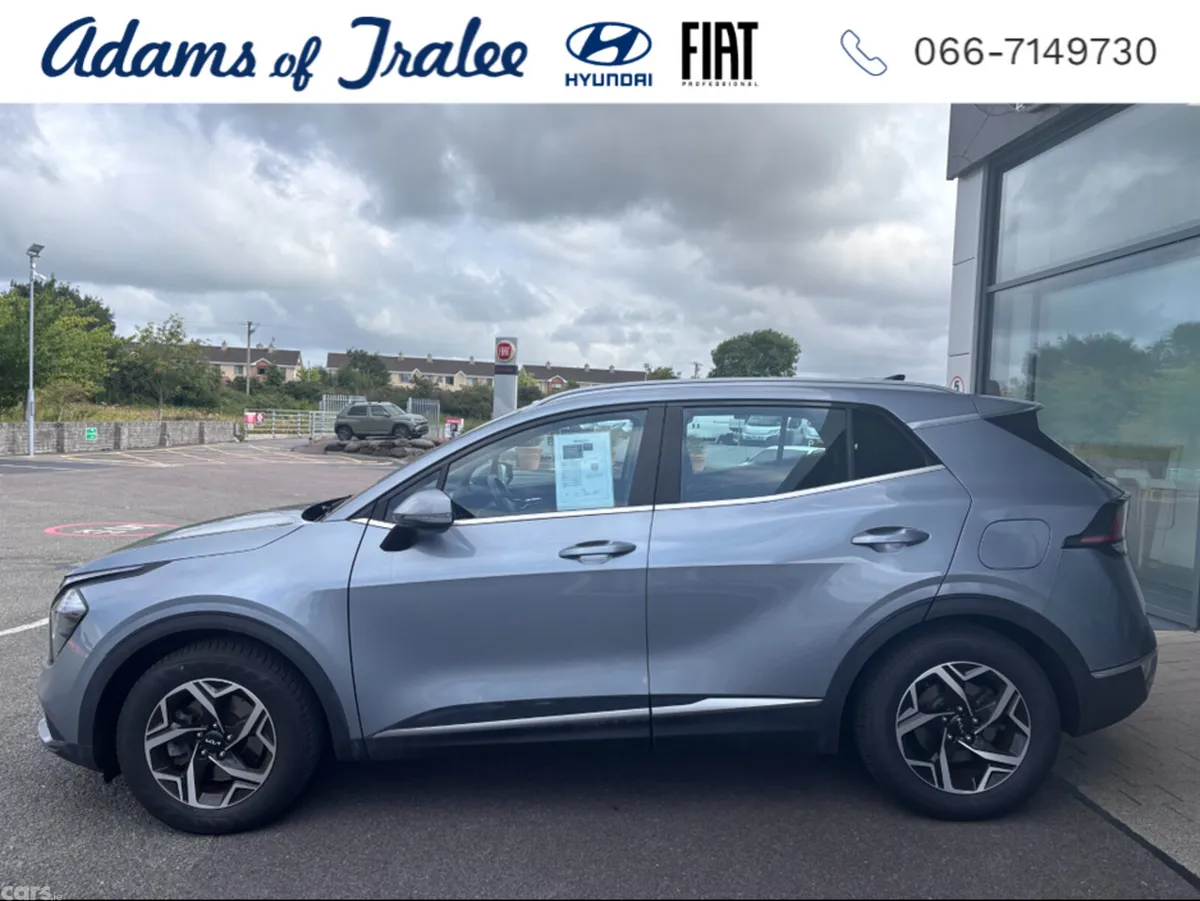 Kia Sportage MPV, Diesel, 2024, Grey