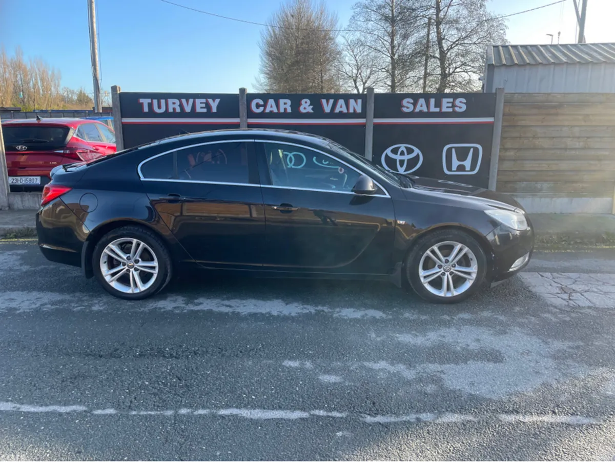 Vauxhall Insignia Hatchback, Diesel, 2009, Black