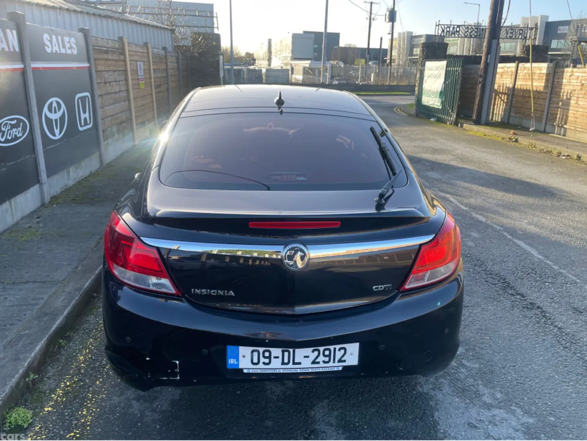 Vauxhall Insignia Hatchback, Diesel, 2009, Black