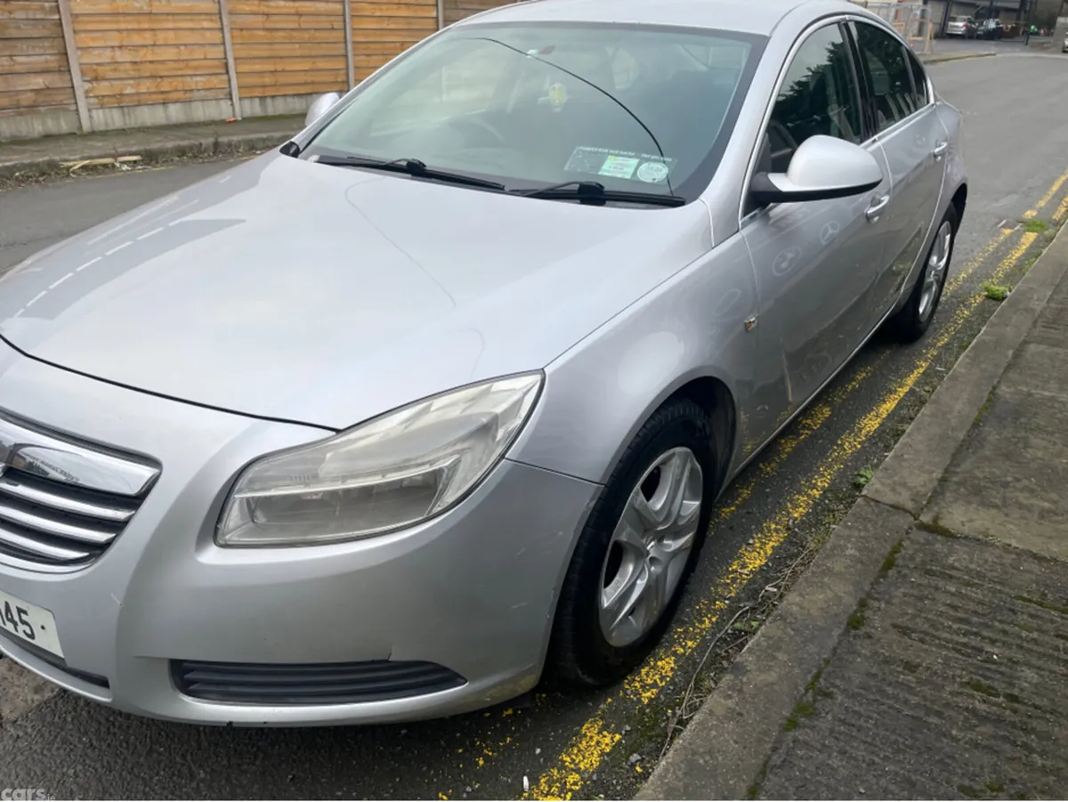 Opel Insignia Saloon, Diesel, 2010, Silver