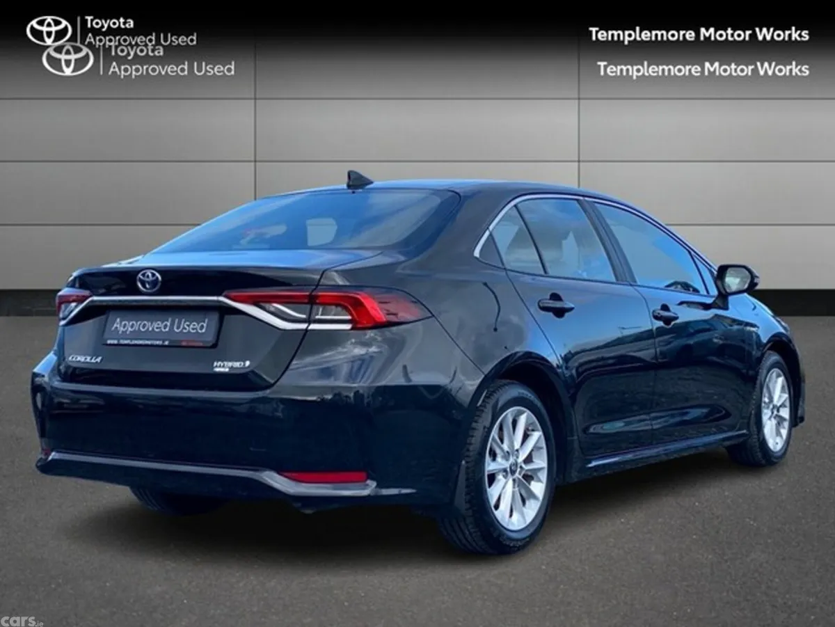 Toyota Corolla Saloon, Petrol Hybrid, 2022, Black
