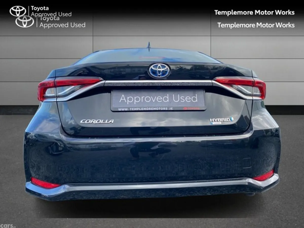 Toyota Corolla Saloon, Petrol Hybrid, 2022, Black