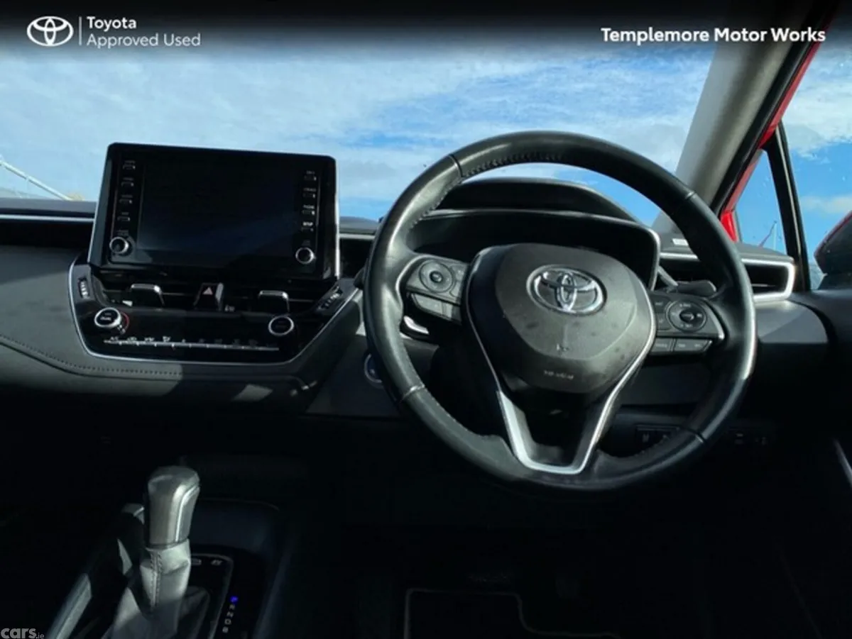 Toyota Corolla Saloon, Petrol Hybrid, 2021, Red