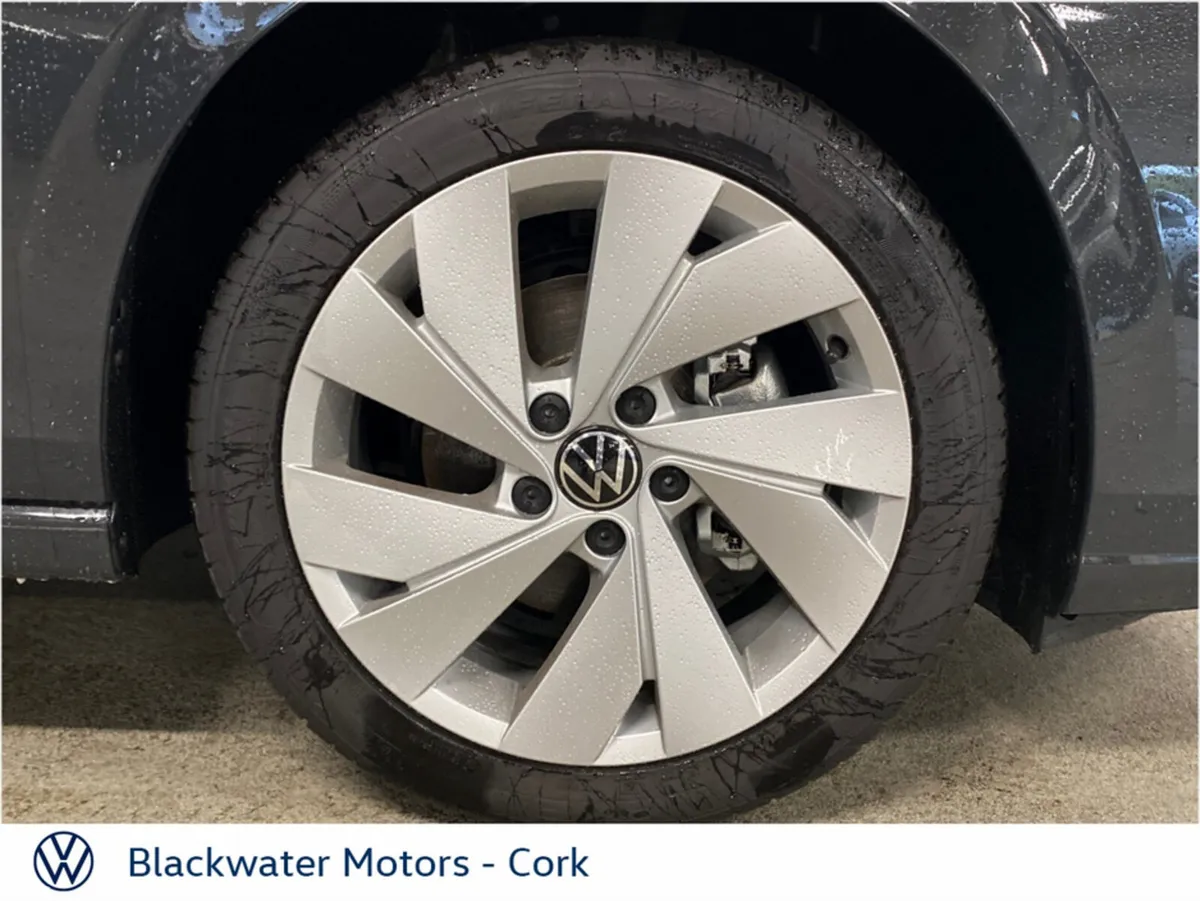 Volkswagen Golf Hatchback, Petrol, 2027, Grey