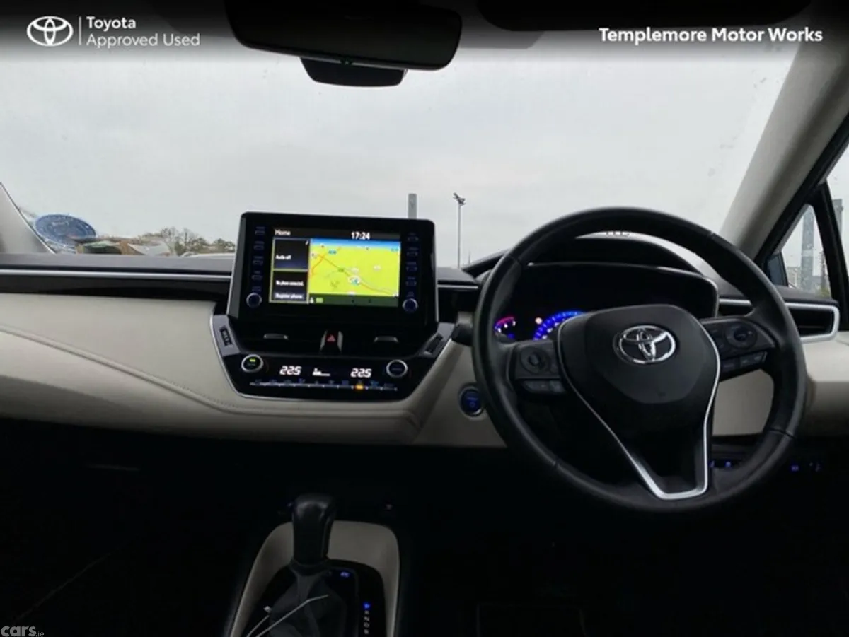 Toyota Corolla Saloon, Petrol Hybrid, 2021, Grey