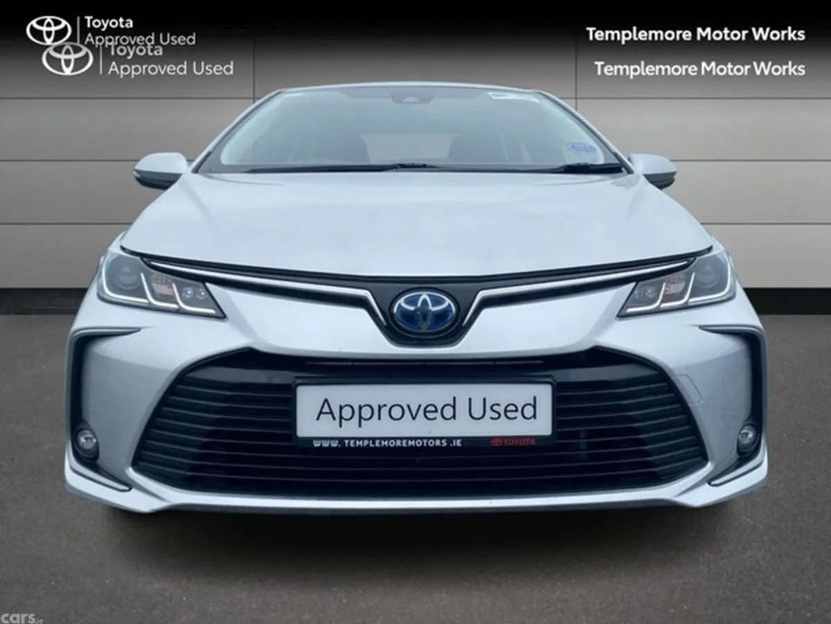 Toyota Corolla Saloon, Petrol Hybrid, 2021, Grey