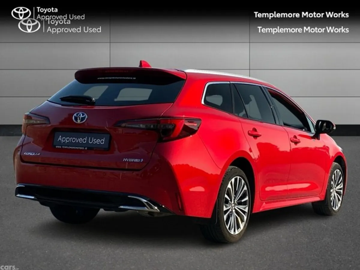 Toyota Corolla Estate, Petrol Hybrid, 2024, Red