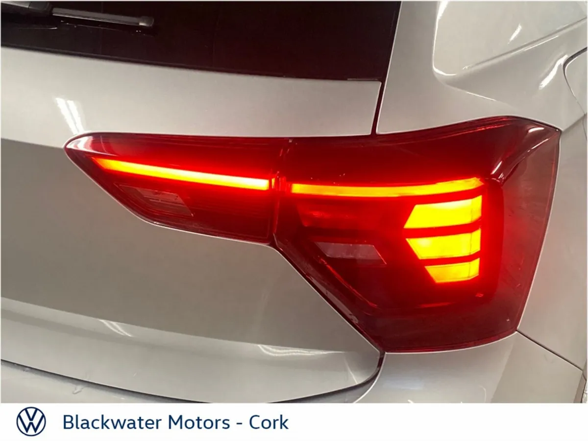 Volkswagen Polo Hatchback, Petrol, 2027, White
