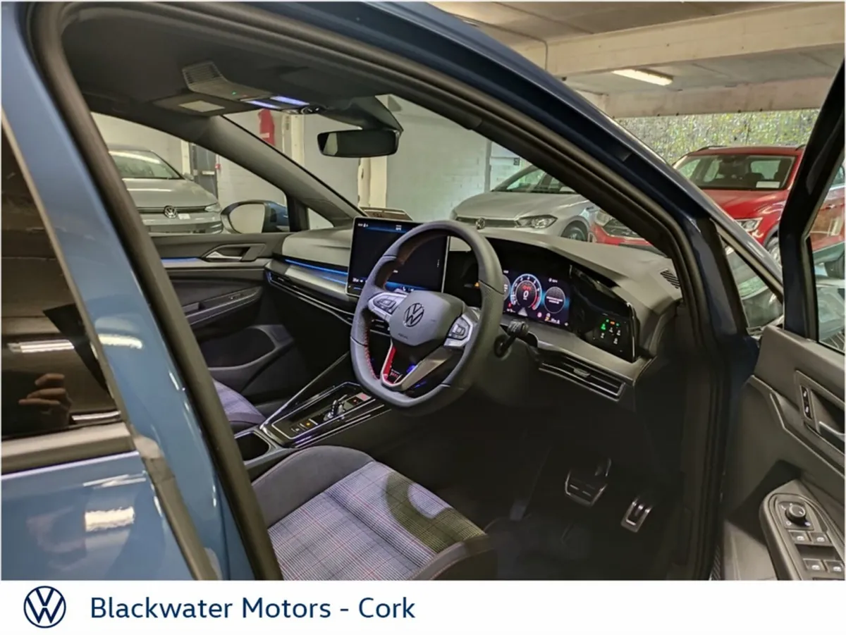 Volkswagen Golf Hatchback, Petrol, 2027, Blue