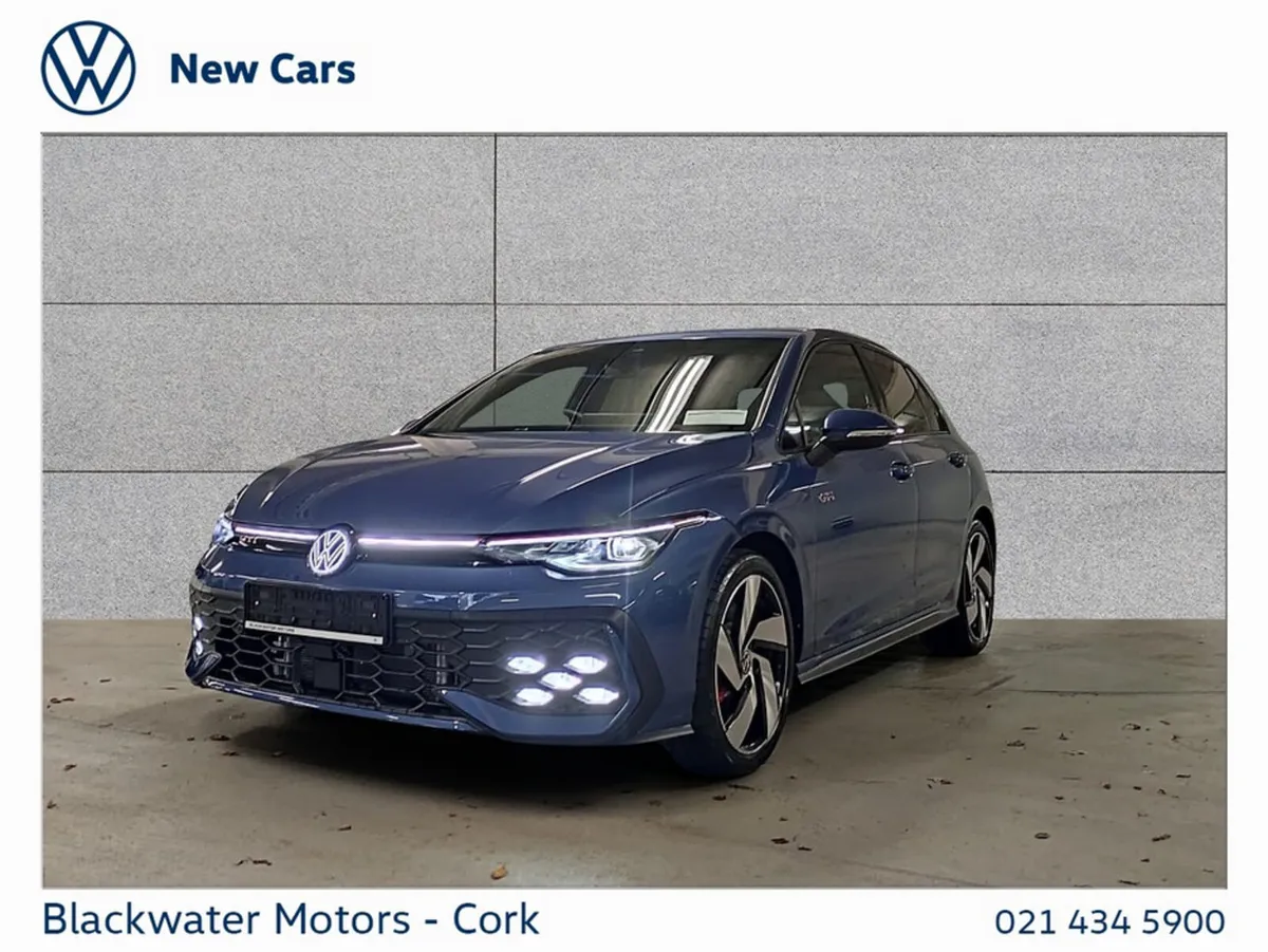 Volkswagen Golf Hatchback, Petrol, 2027, Blue