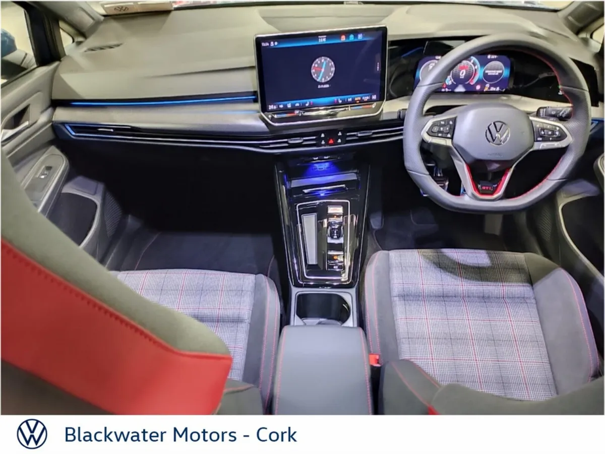 Volkswagen Golf Hatchback, Petrol, 2027, Blue