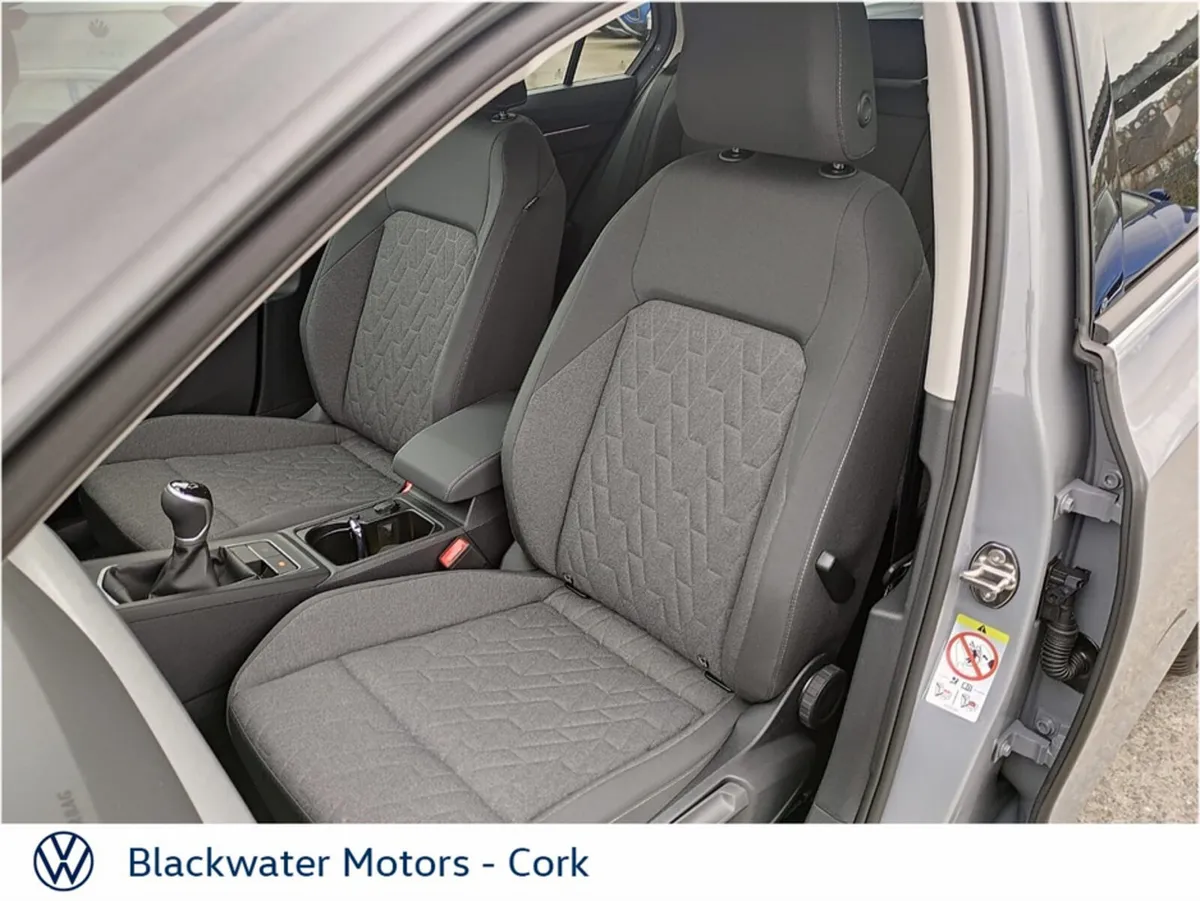 Volkswagen Golf Hatchback, Petrol, 2027, Grey