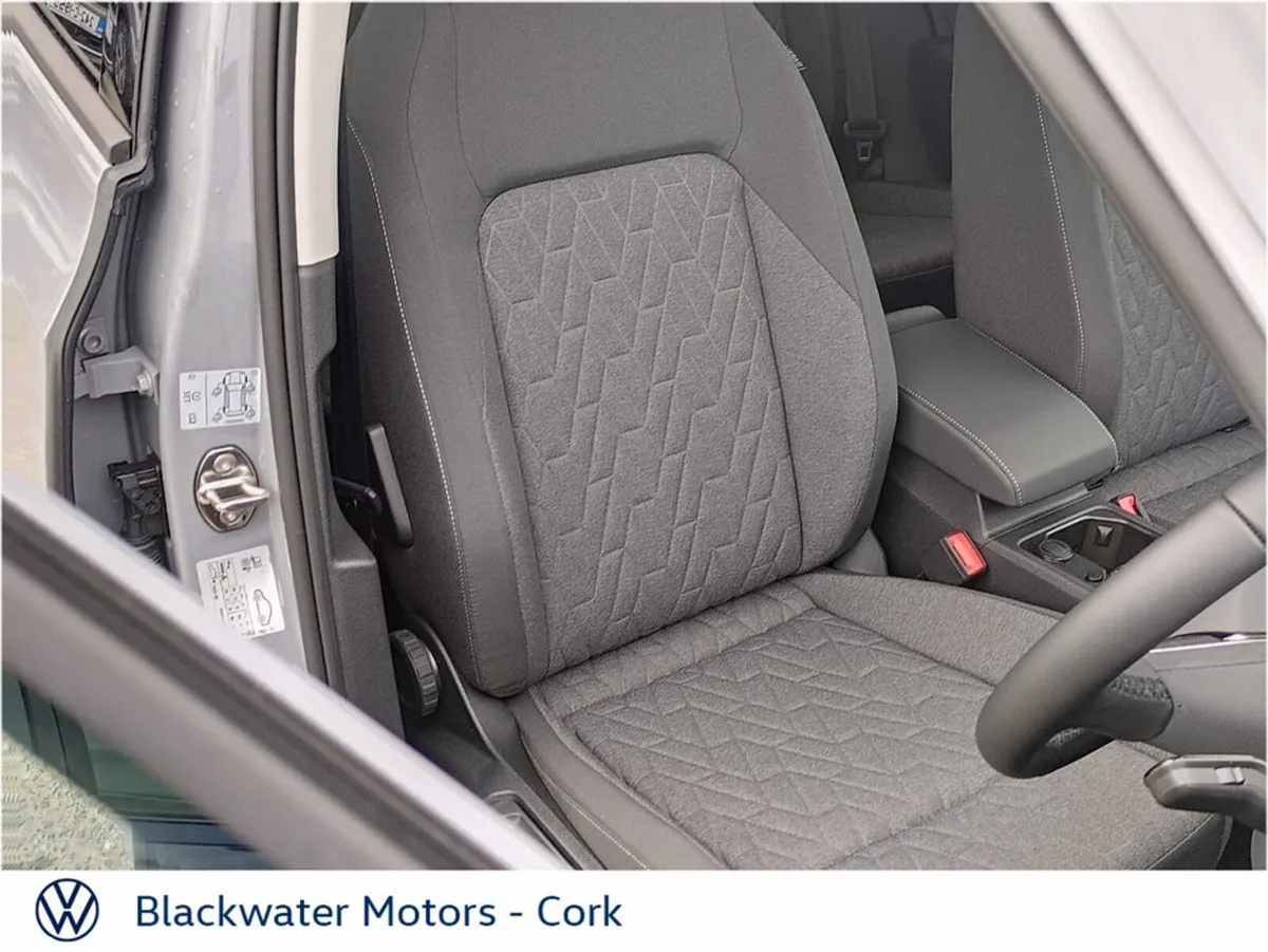 Volkswagen Golf Hatchback, Petrol, 2027, Grey