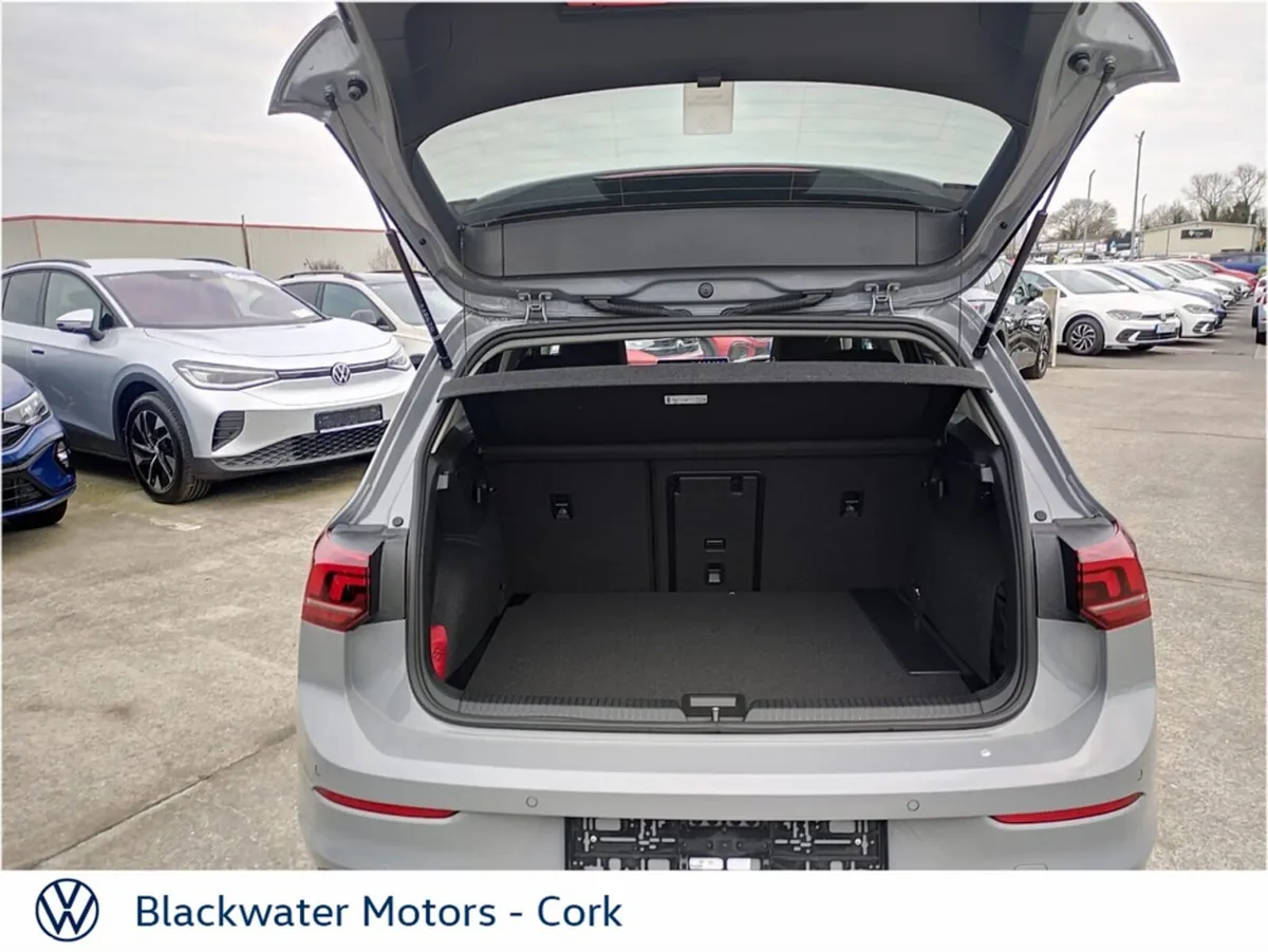 Volkswagen Golf Hatchback, Petrol, 2027, Grey
