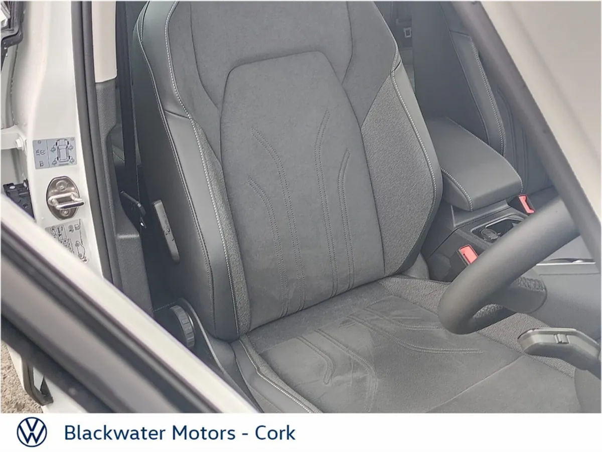 Volkswagen Golf Hatchback, Petrol, 2027, White