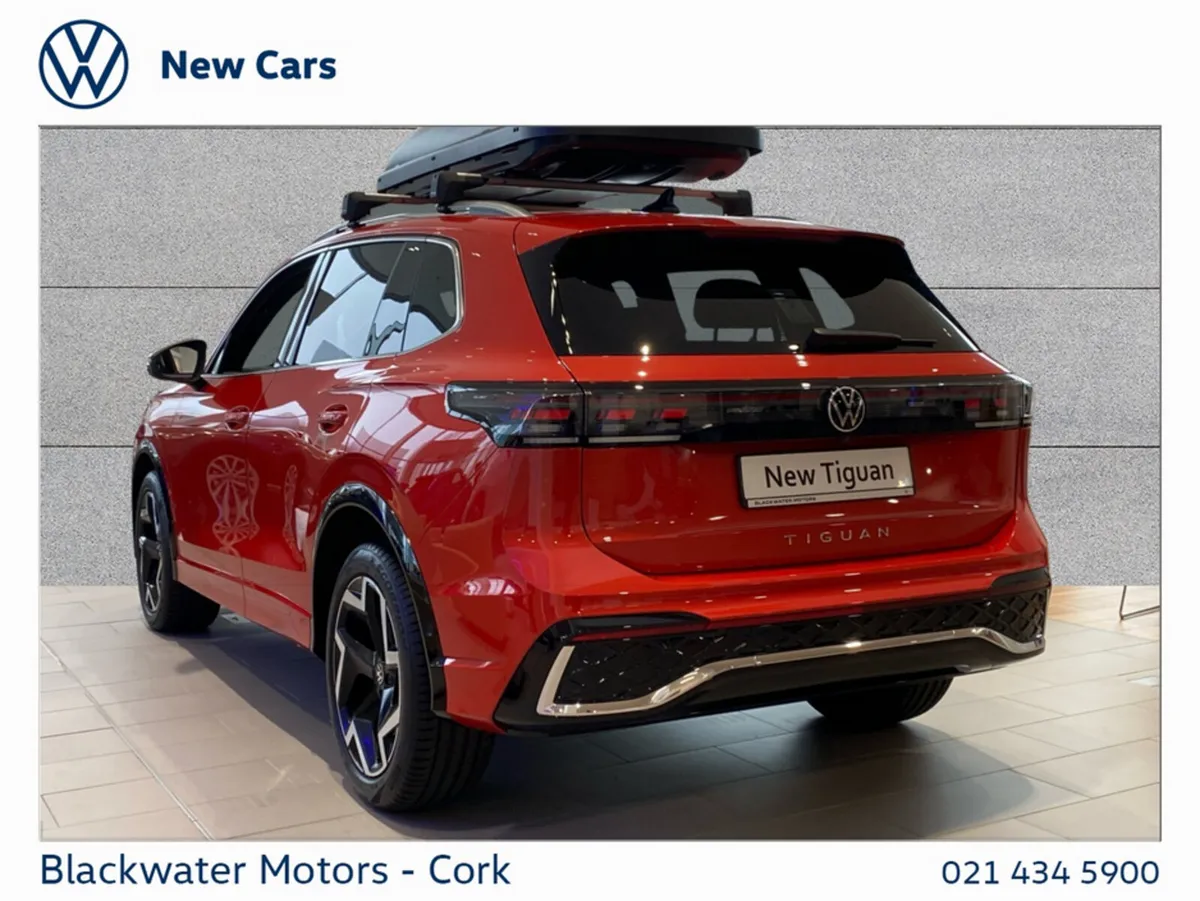 Volkswagen Tiguan SUV, Diesel, 2027, Red