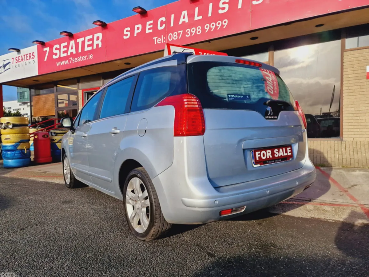 Peugeot 5008 MPV, Diesel, 2014, Silver